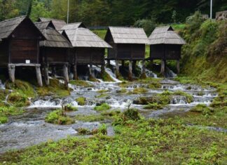 The Location of the Harbour of Kaisarius